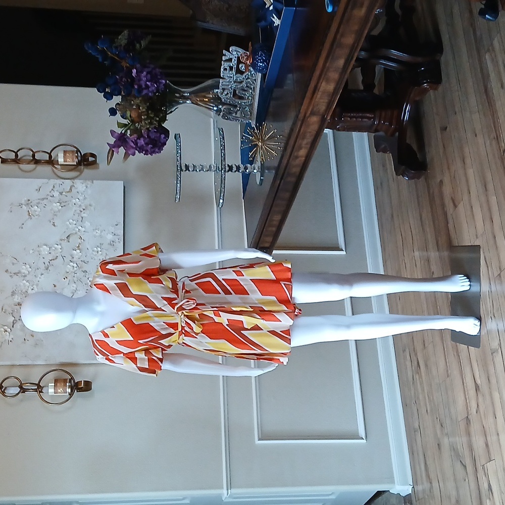 New Vibrant Orange and Yellow Patterned Wrap Mini Rorper. Size L - Picture 7 of 17